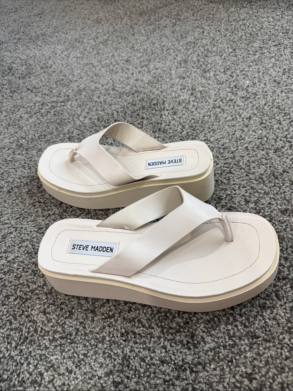 Steve Madden Carlene Bone Slide-On Platform Leather Thong Sandals